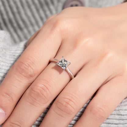 Bague Solitaire Princesse Moissanite