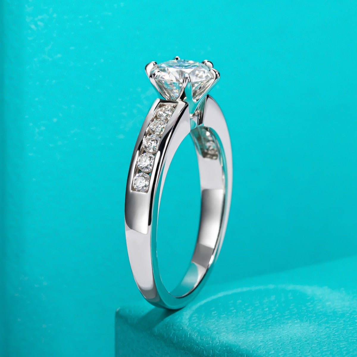 Bague Promesse Moissanite