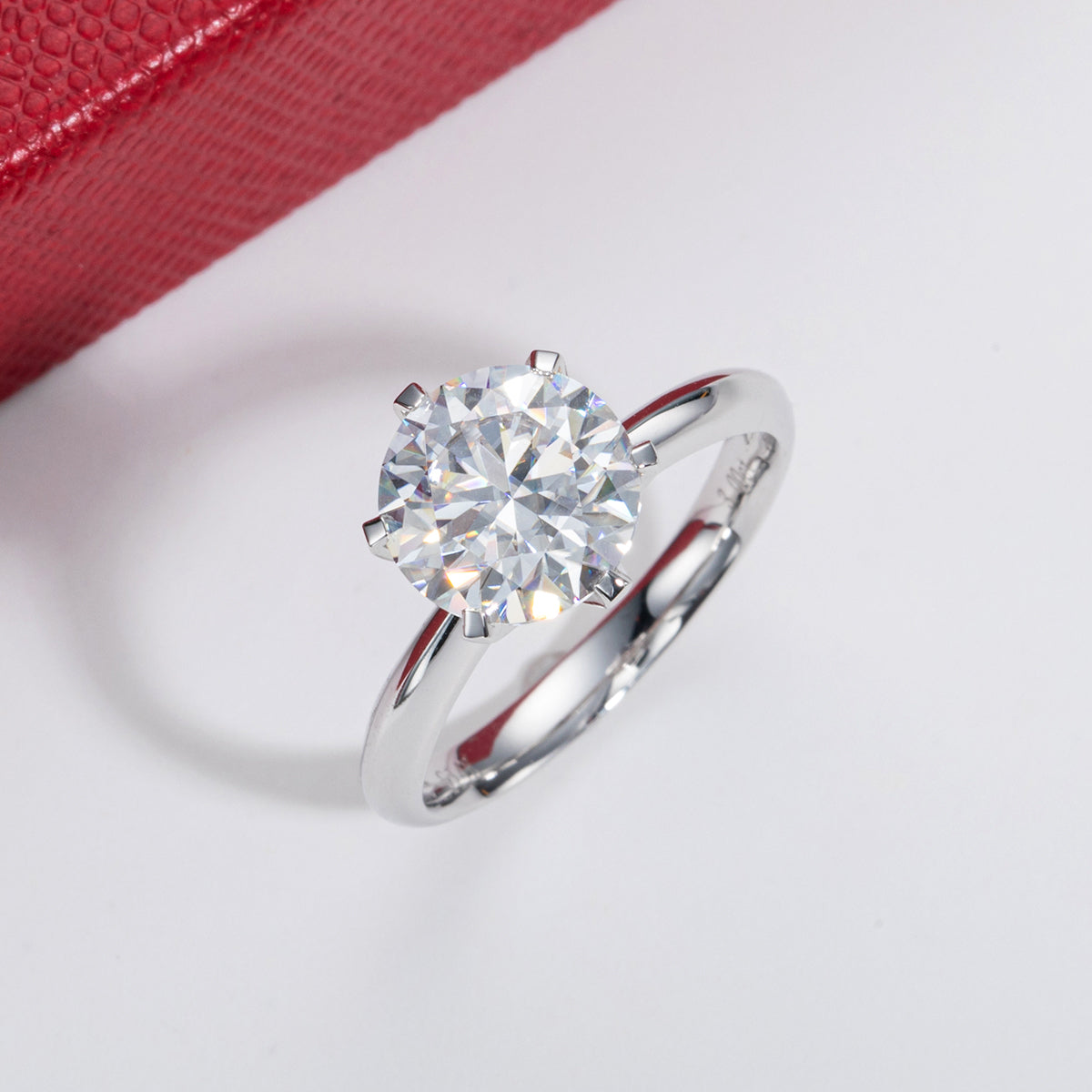 Bague Solitaire Moissanite