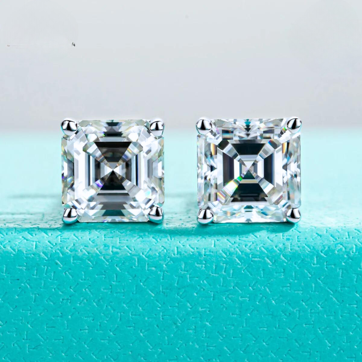 Boucle d'oreille Asscher Tige en Or 10k